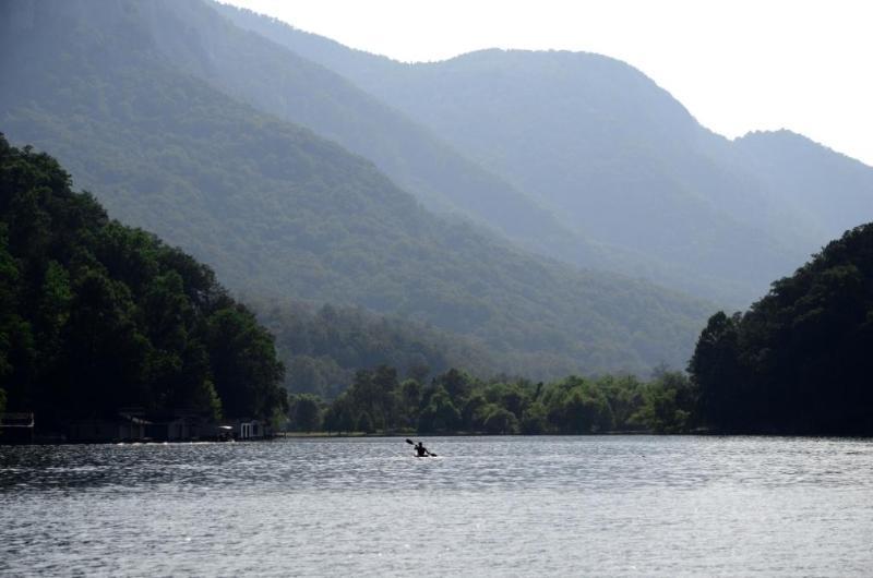 Lodge On Lake Lure Exteriér fotografie